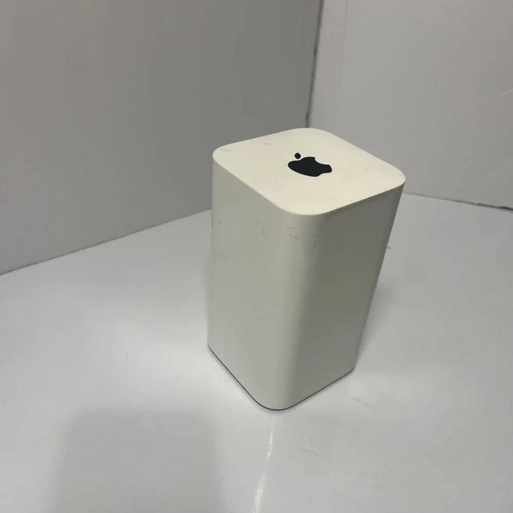 Apple AirPort A1470 Time Capsule 802.11ac Wireless Router NO POWER CORD INCLUDED